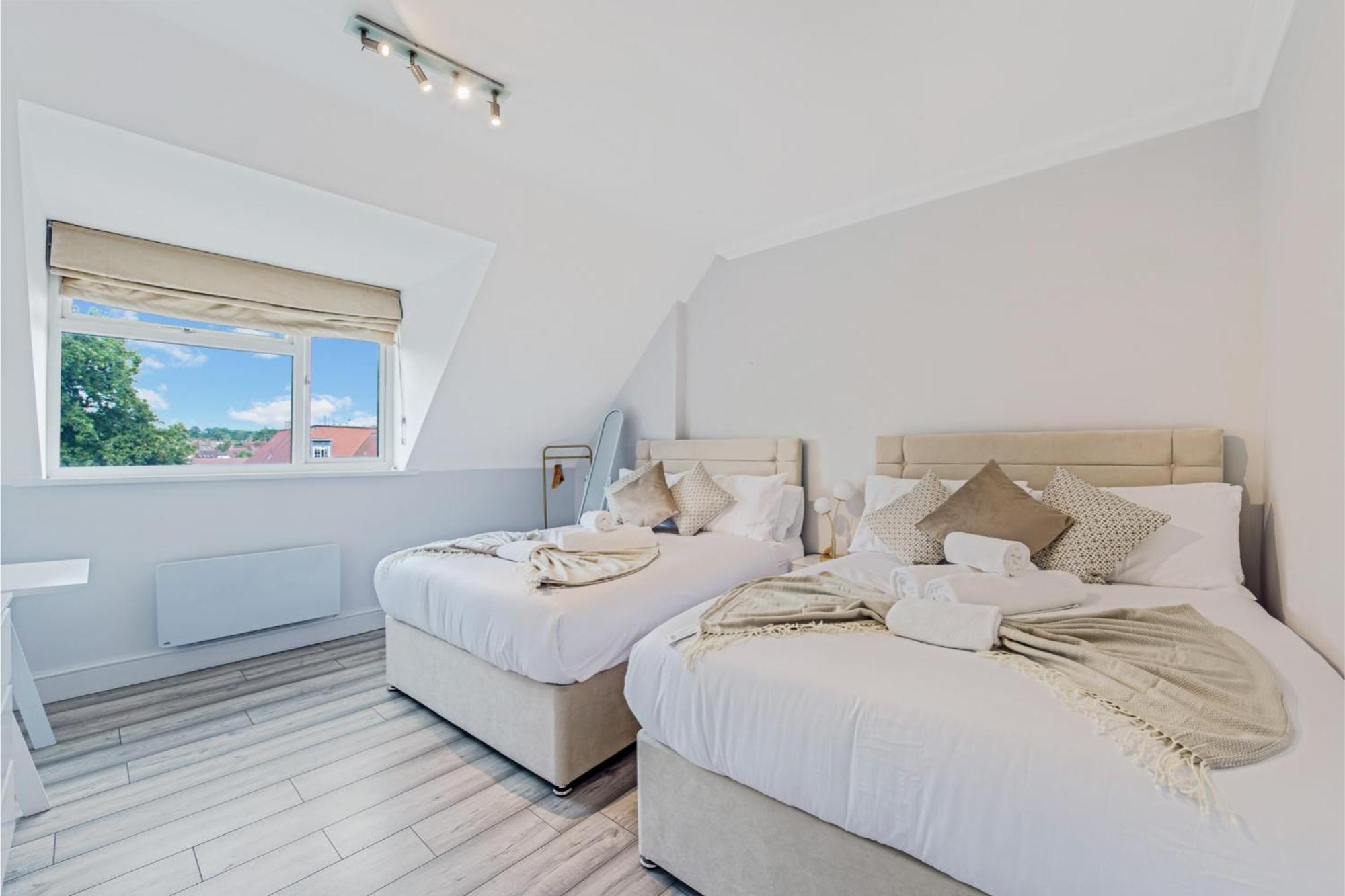 Sweet And Lovely 2Br With Free Parking London Eksteriør bilde